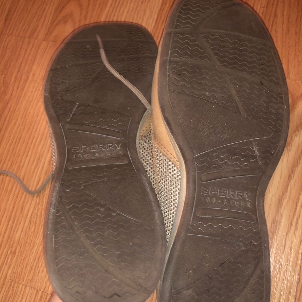 Sperry’s - Picture 4 of 4